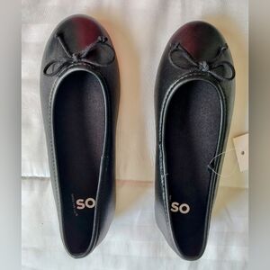 Girl Flats